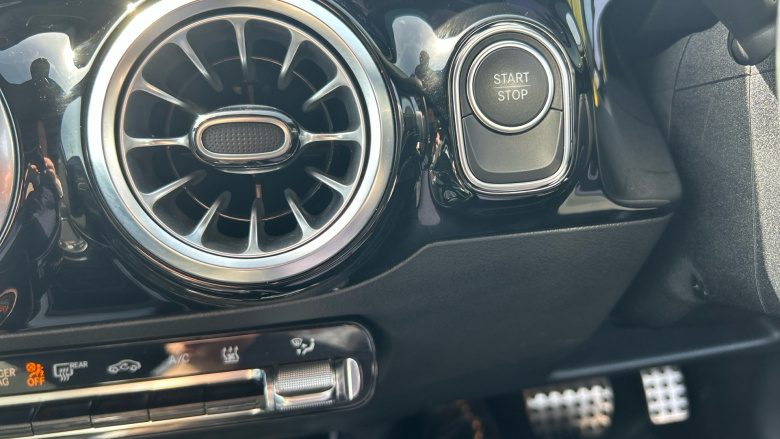 Mercedes-Benz Eqa 350 4M 215kW AMG Line Executive 66.5kWh 5dr At Electric Hatchback